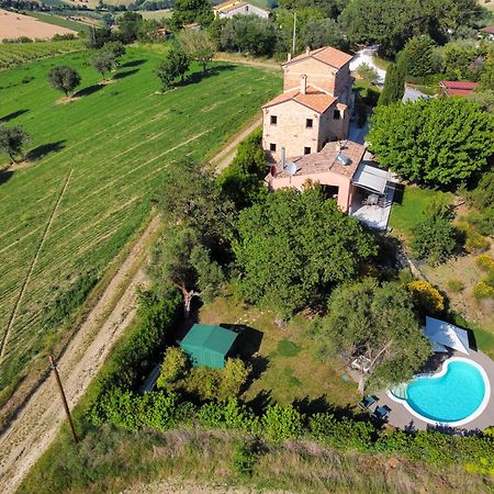 Casali Marchigiani - Ville Vacanza Private Con Piscina Ostra Eksteriør billede