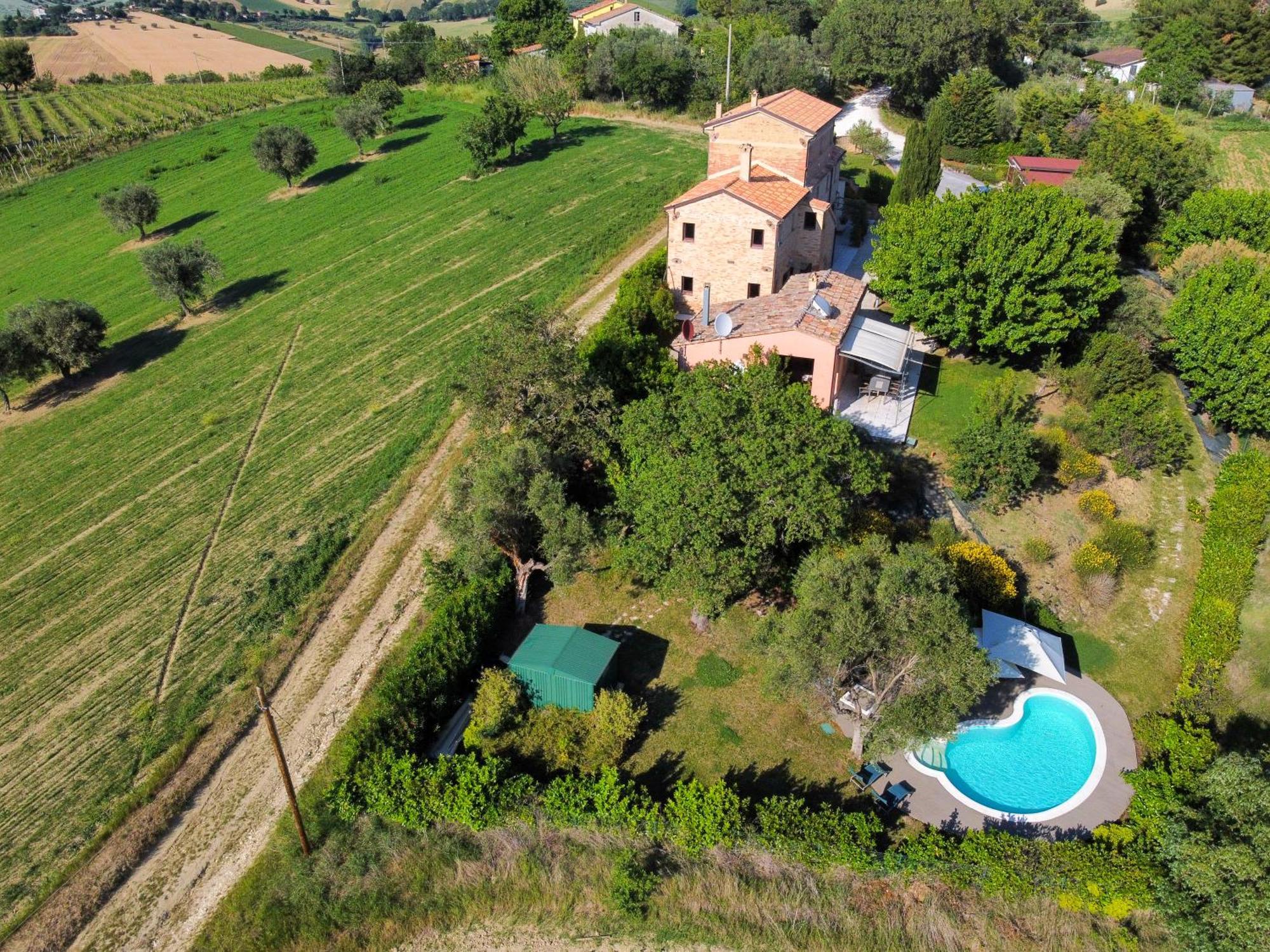 Casali Marchigiani - Ville Vacanza Private Con Piscina Ostra Eksteriør billede
